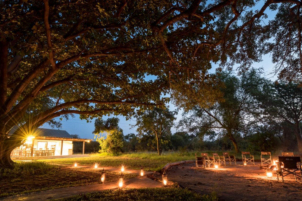 Makuwa Safari Lodge Mbabat 外观 照片